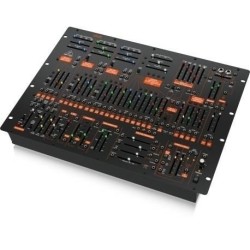 Behringer 2600 Syntezator...