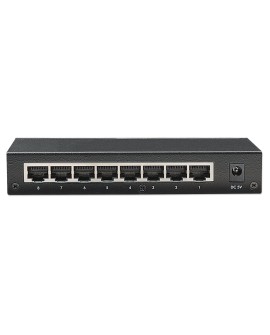 Intellinet 8-Port Fast Ethernet Office Switch Fast Ethernet (10/100) Czarny