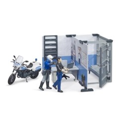 Komenda policji plus...